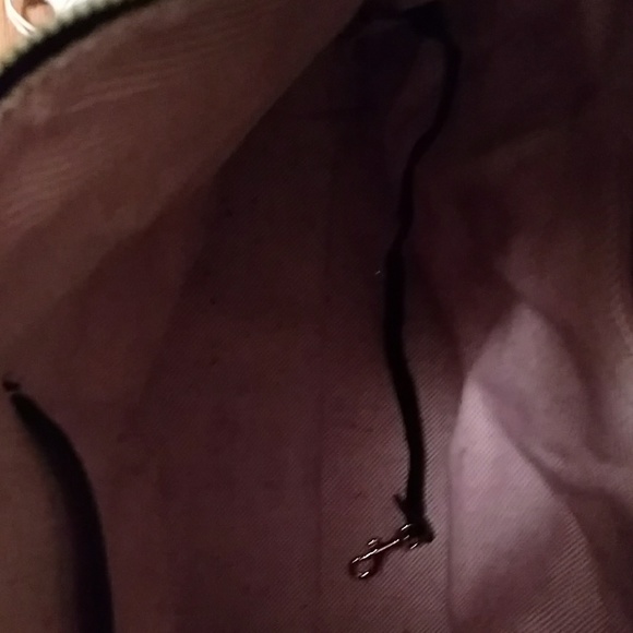 Large Dooney & Bourke black purse - Picture 3 of 6